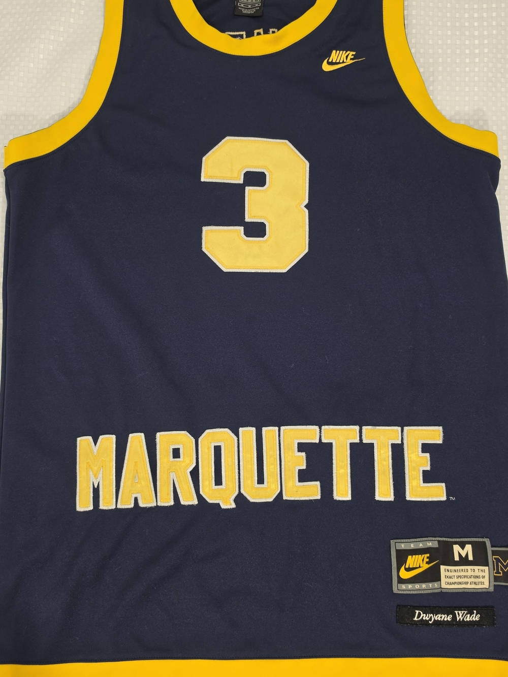 Dwyane Wade Marquette Golden Eagles Nike Basketball Jersey - Men's Size Medium